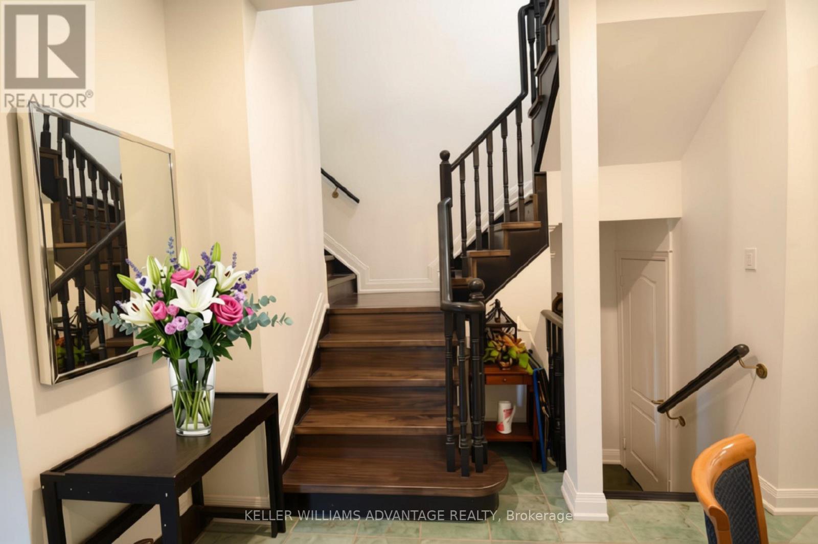 11 - 190 HARDING BOULEVARD W, Richmond Hill (North Richvale) — photo 6