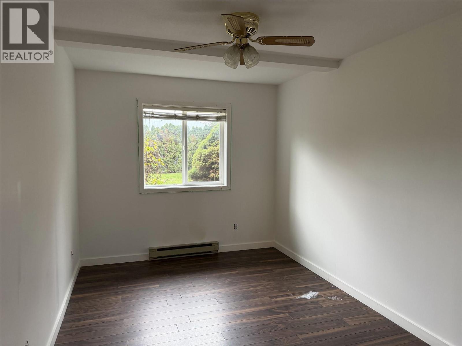 135 3842 Gordon Drive, Kelowna