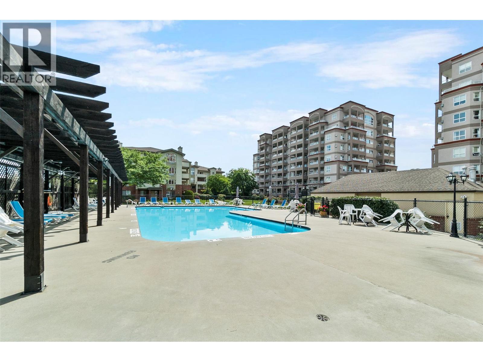 205 1947 Underhill Street, Kelowna