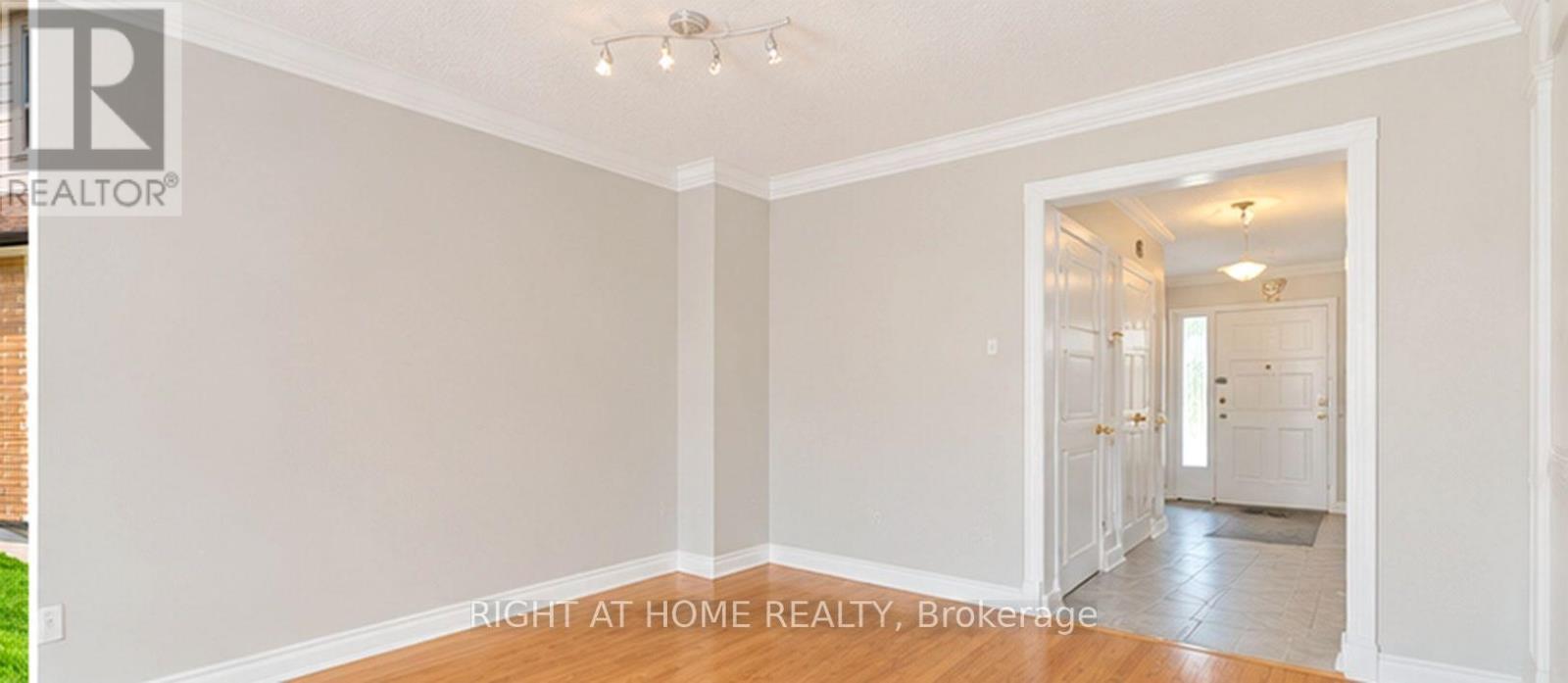 17 - 7475 GOREWAY DRIVE, Mississauga (Malton) — photo 2