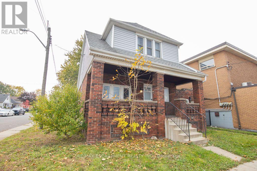 1580 BARTON STREET E, Hamilton (Normanhurst) — photo 2