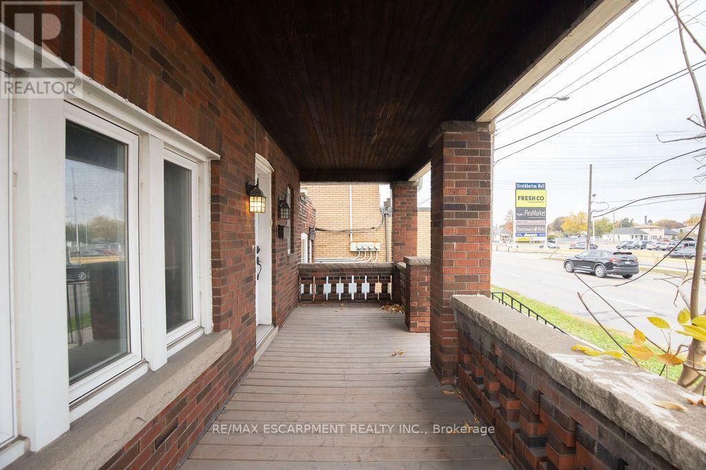 1580 BARTON STREET E, Hamilton (Normanhurst) — photo 4