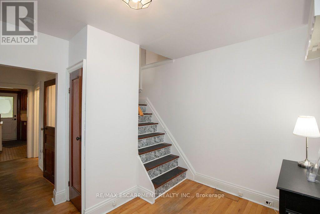 1580 BARTON STREET E, Hamilton (Normanhurst) — photo 8
