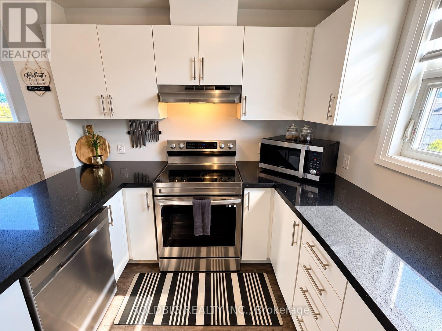 114 - 6705 CROPP STREET, Niagara Falls (Morrison)