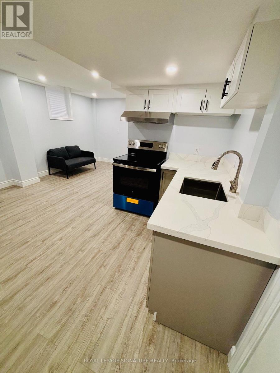 LOWER - 229 SPRINGVALLEY CRESCENT, Hamilton (Gourley)