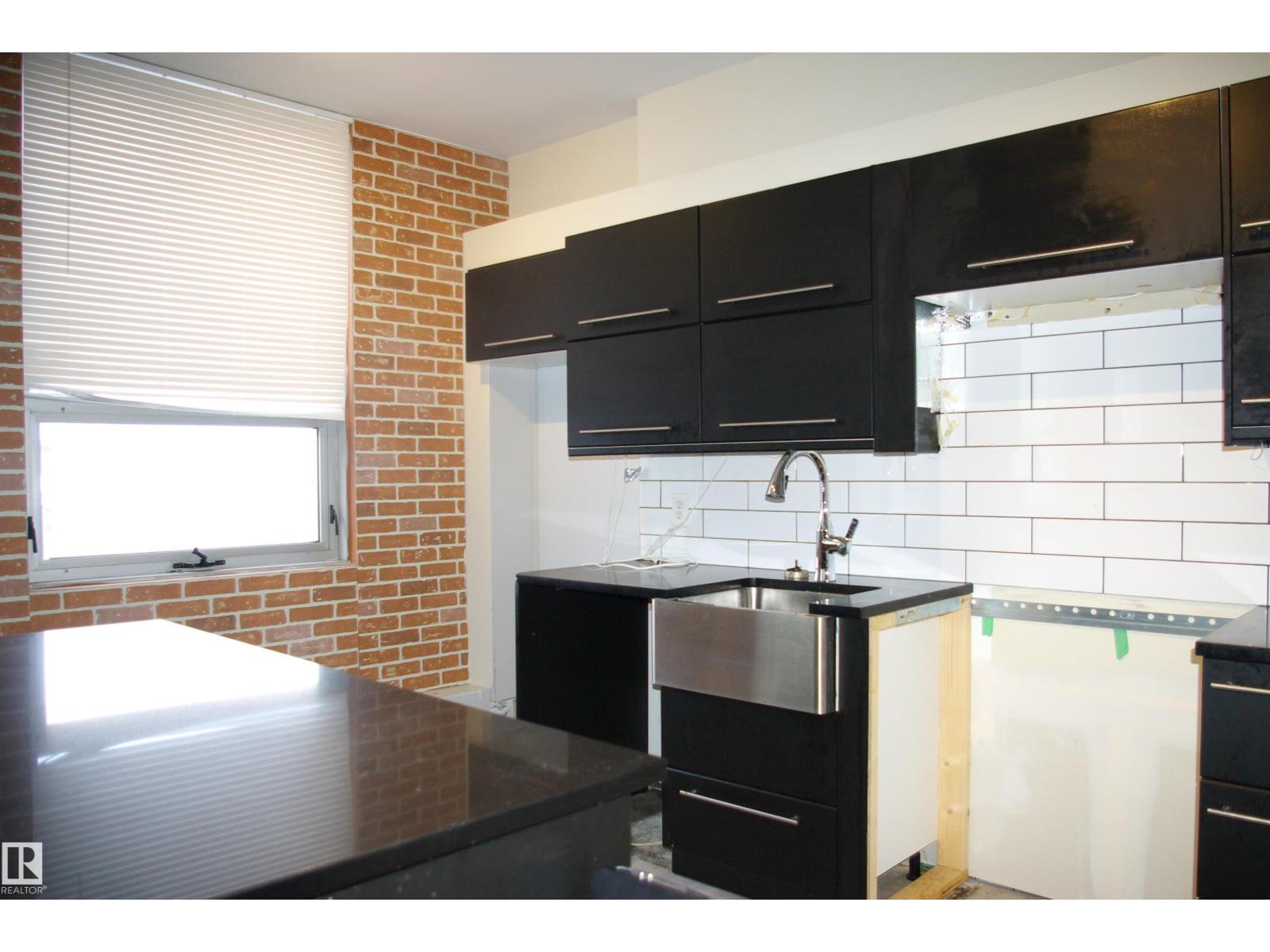 Property photograph 9 for MLS E4514758