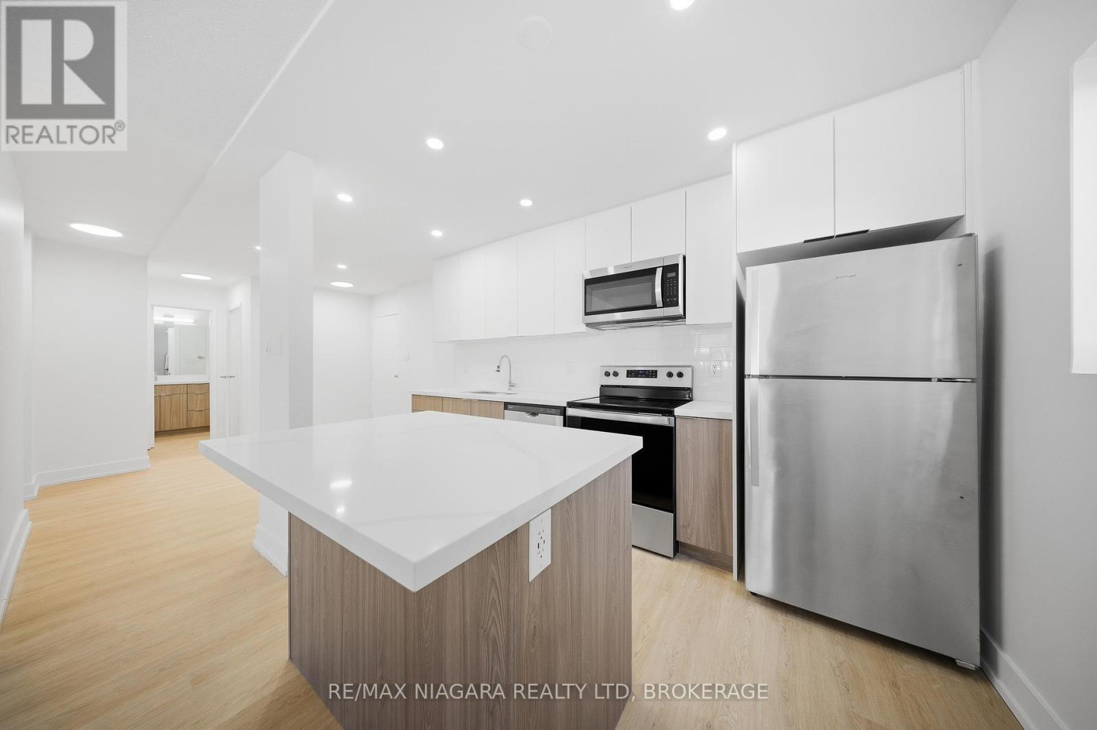 303 - 23 DOWNES AVENUE, Prince Edward County (Picton Ward) — photo 4