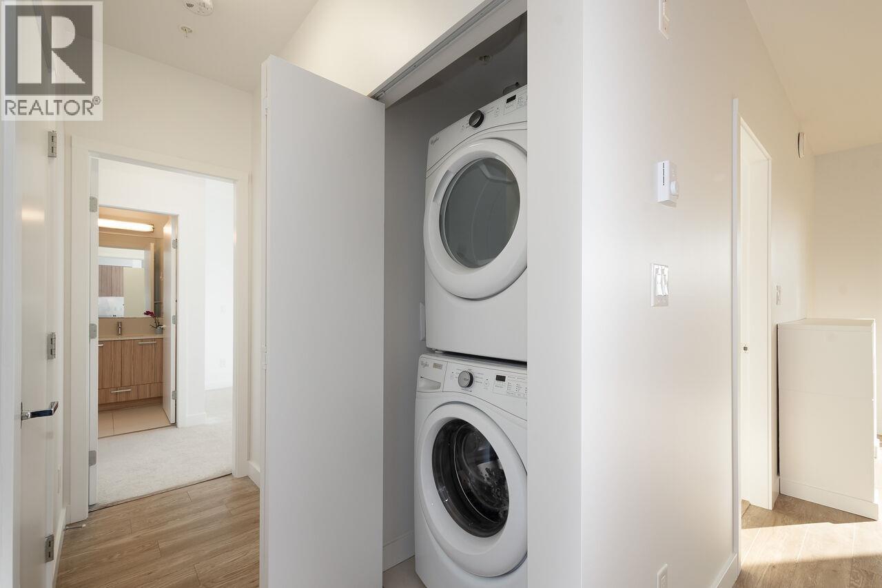 403 1061 Marine Drive, North Vancouver — photo 15