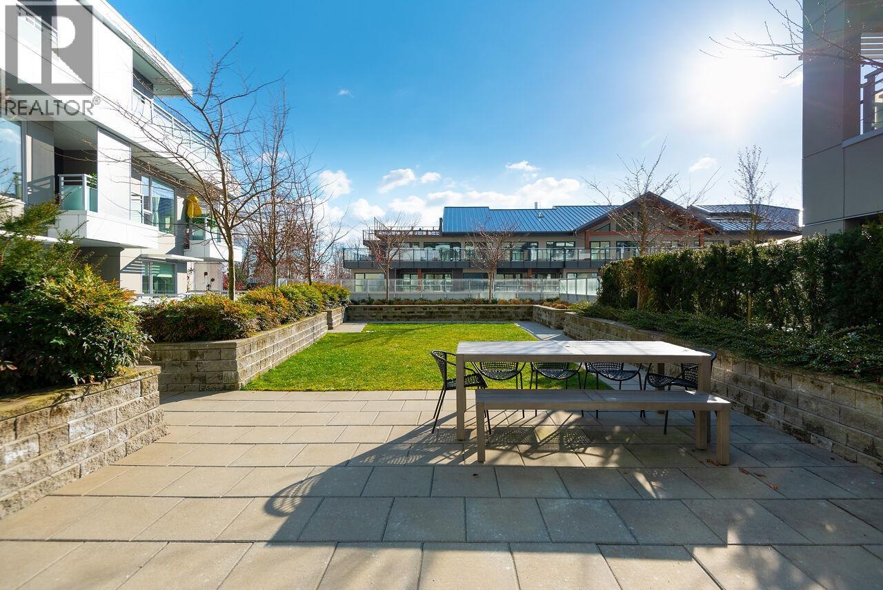 403 1061 Marine Drive, North Vancouver — photo 22