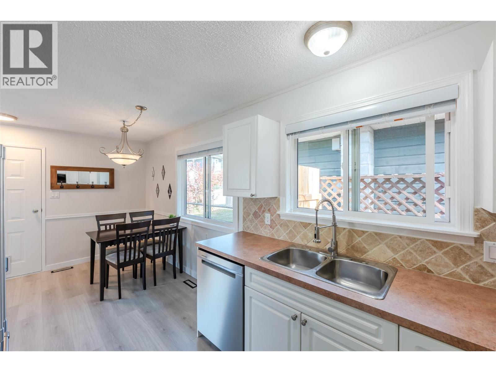 456 Nelson Avenue, Penticton - Image 1