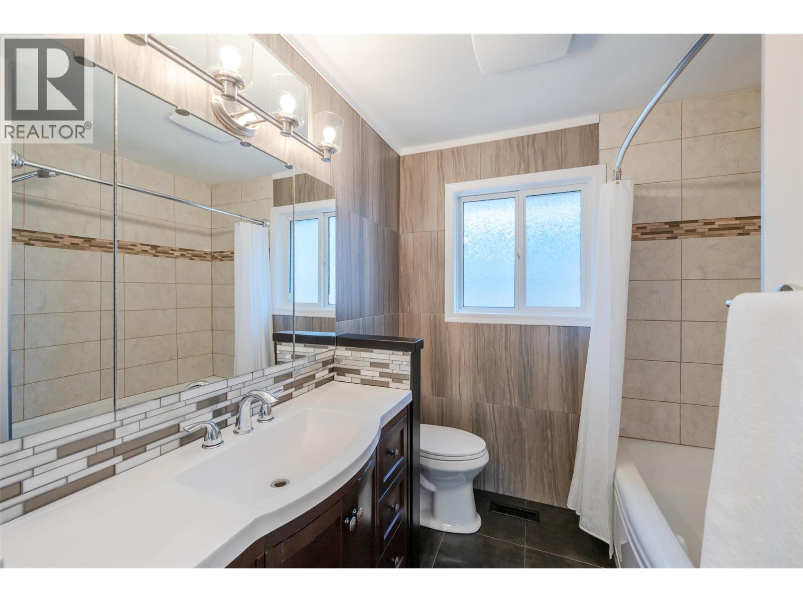 456 Nelson Avenue, Penticton - Image 1