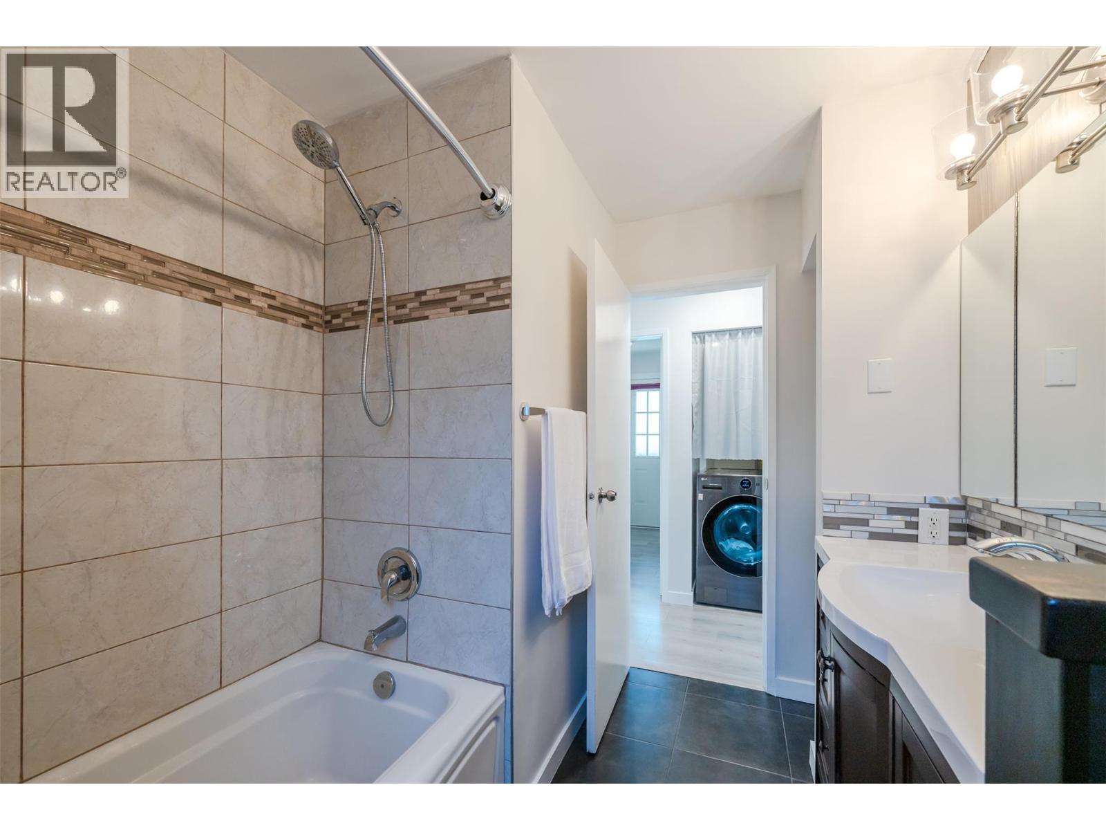 456 Nelson Avenue, Penticton - Image 1
