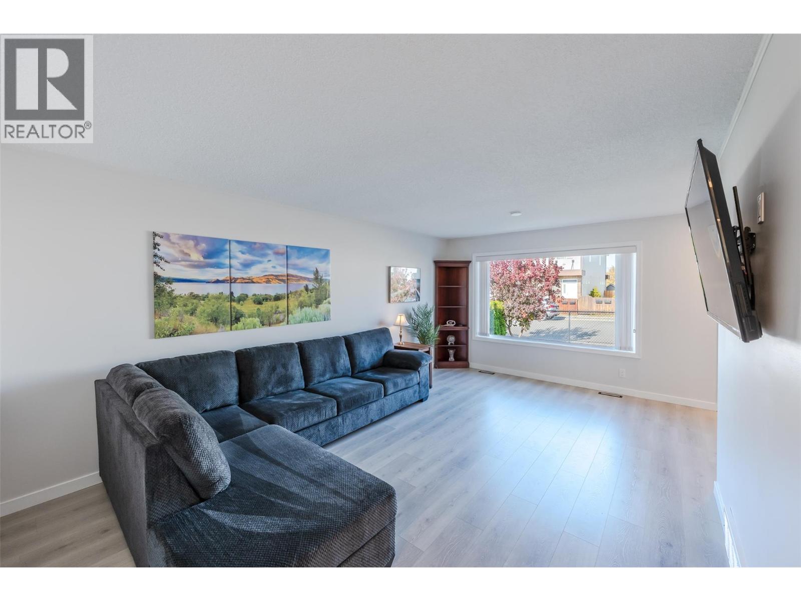 456 Nelson Avenue, Penticton - Image 1