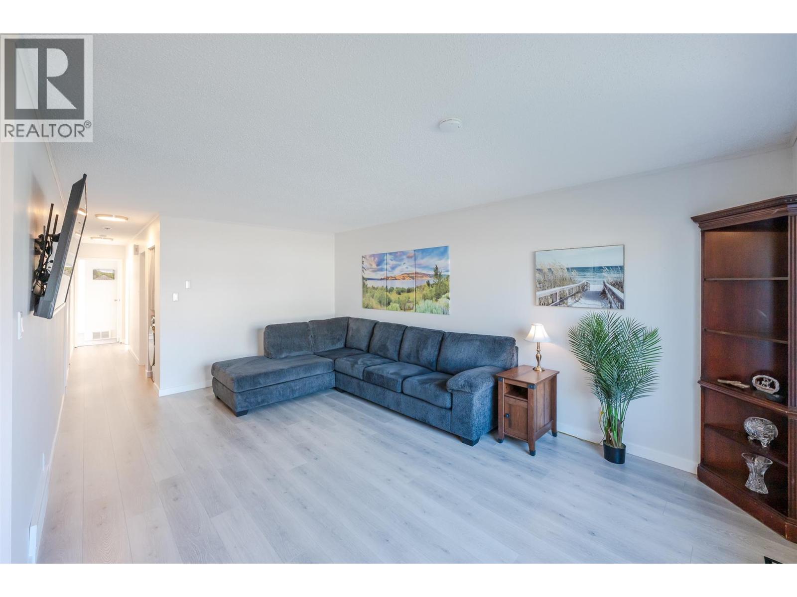 456 Nelson Avenue, Penticton - Image 1