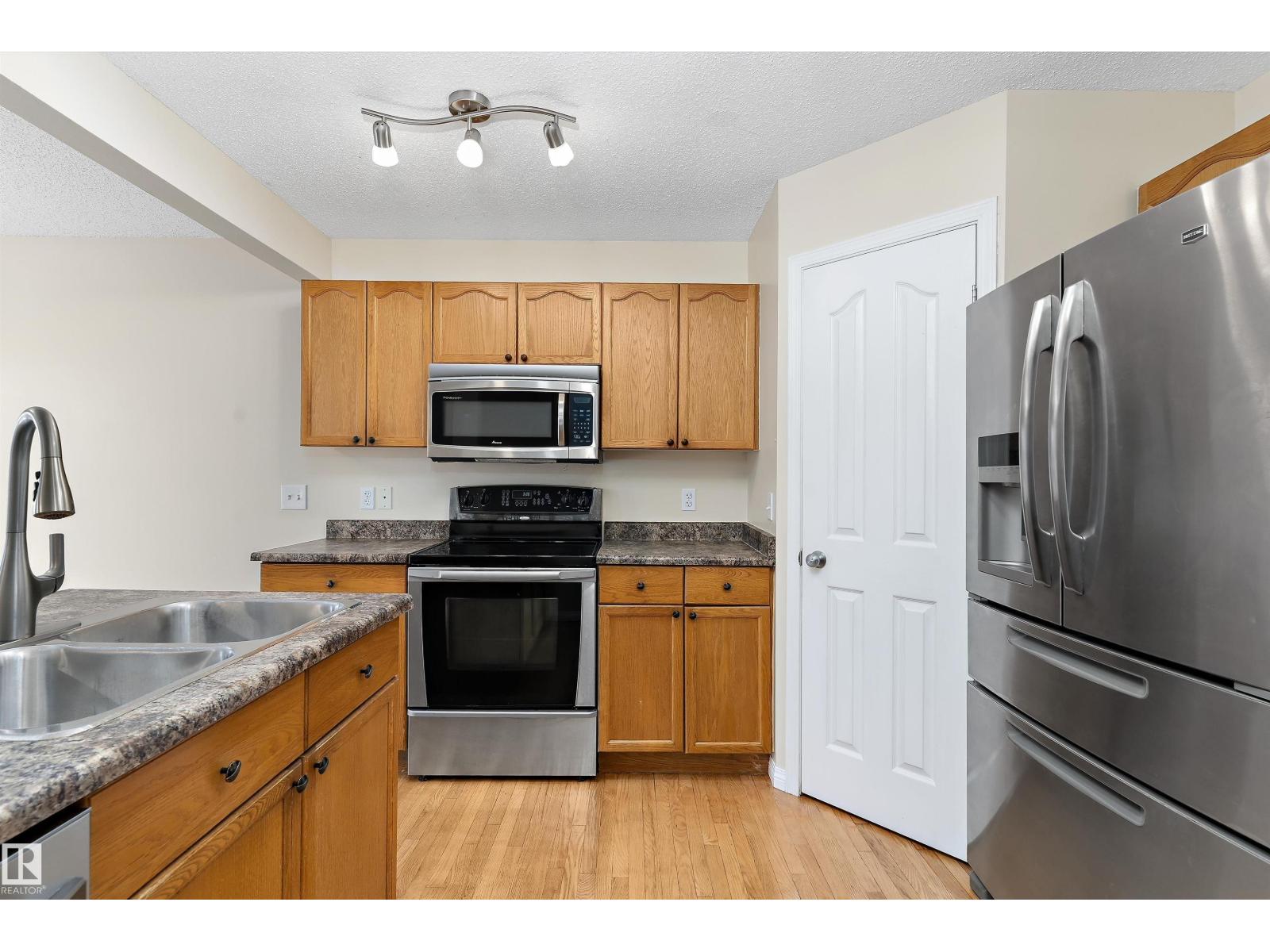 Property photograph 5 for MLS E4514763