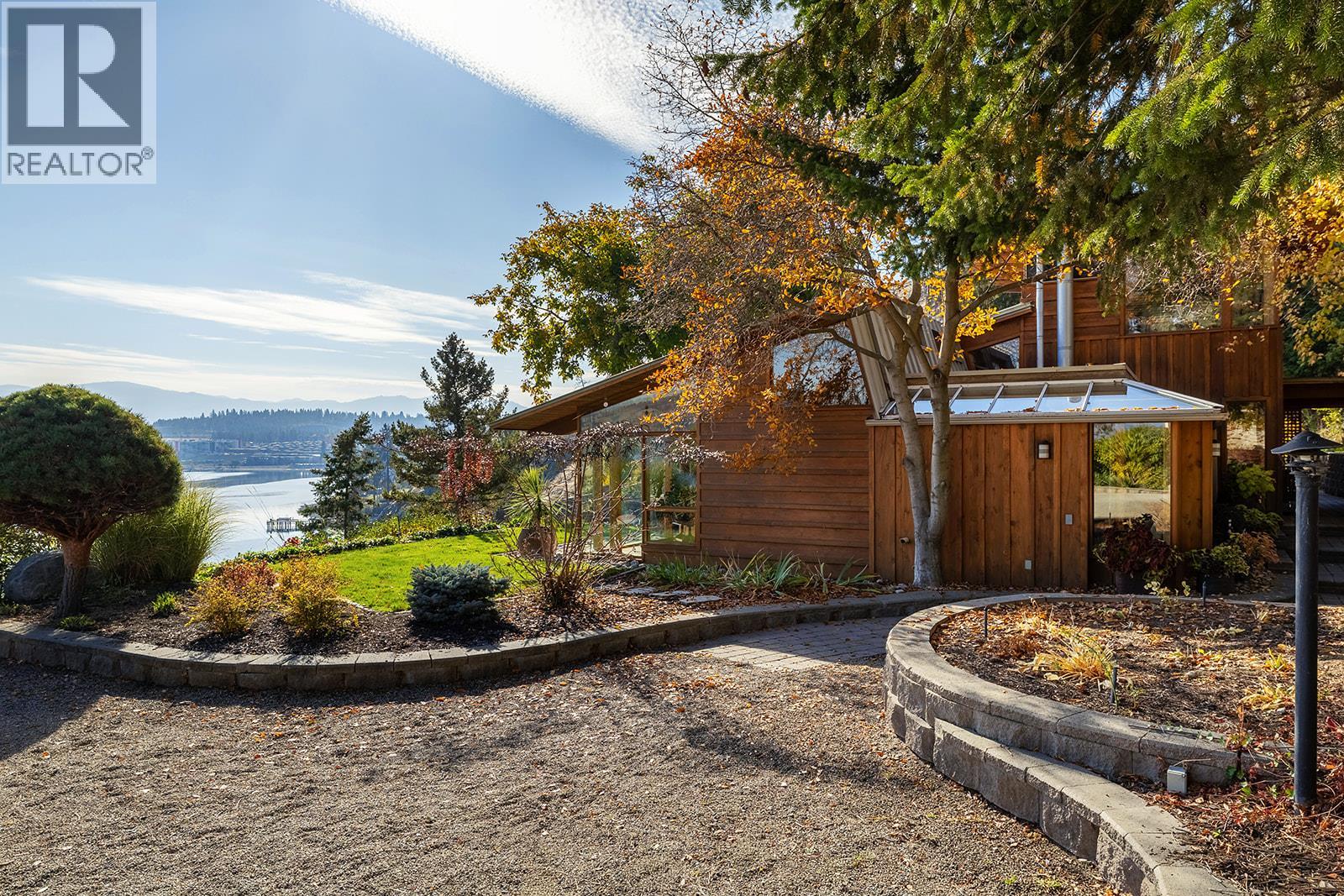  Westside Road South, West Kelowna