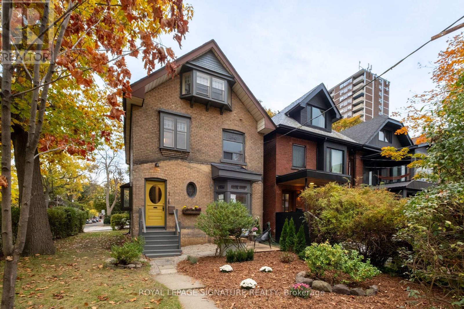 1 HARVARD AVENUE - 44