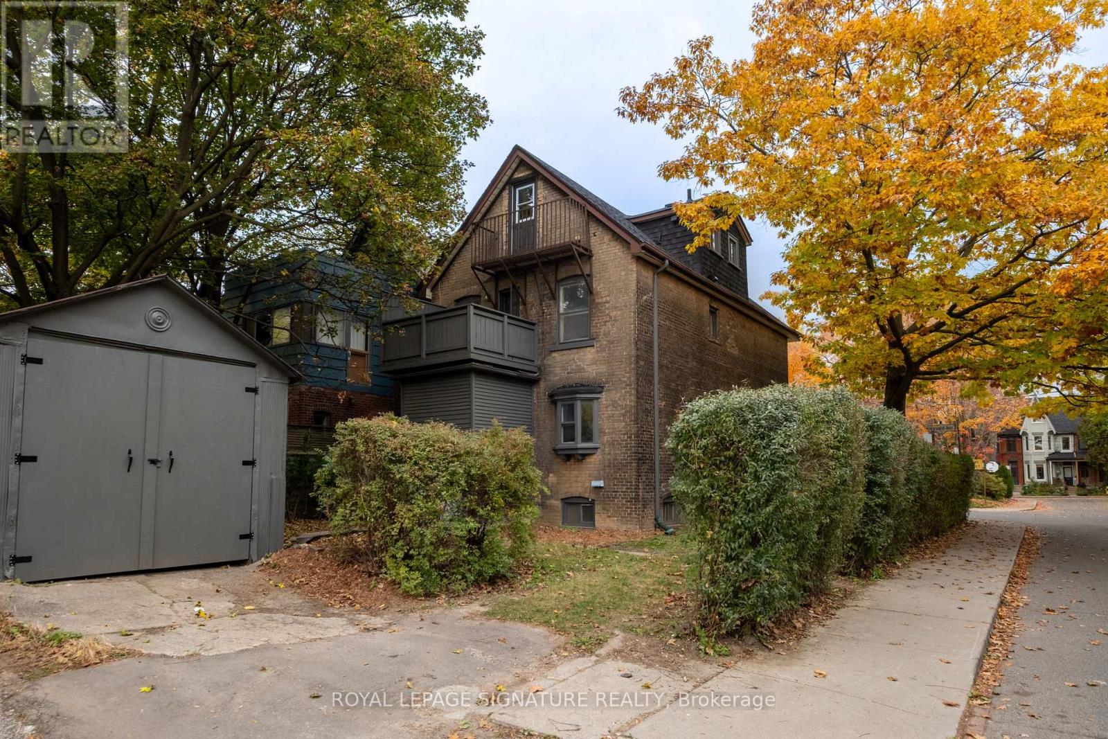 1 HARVARD AVENUE - 46