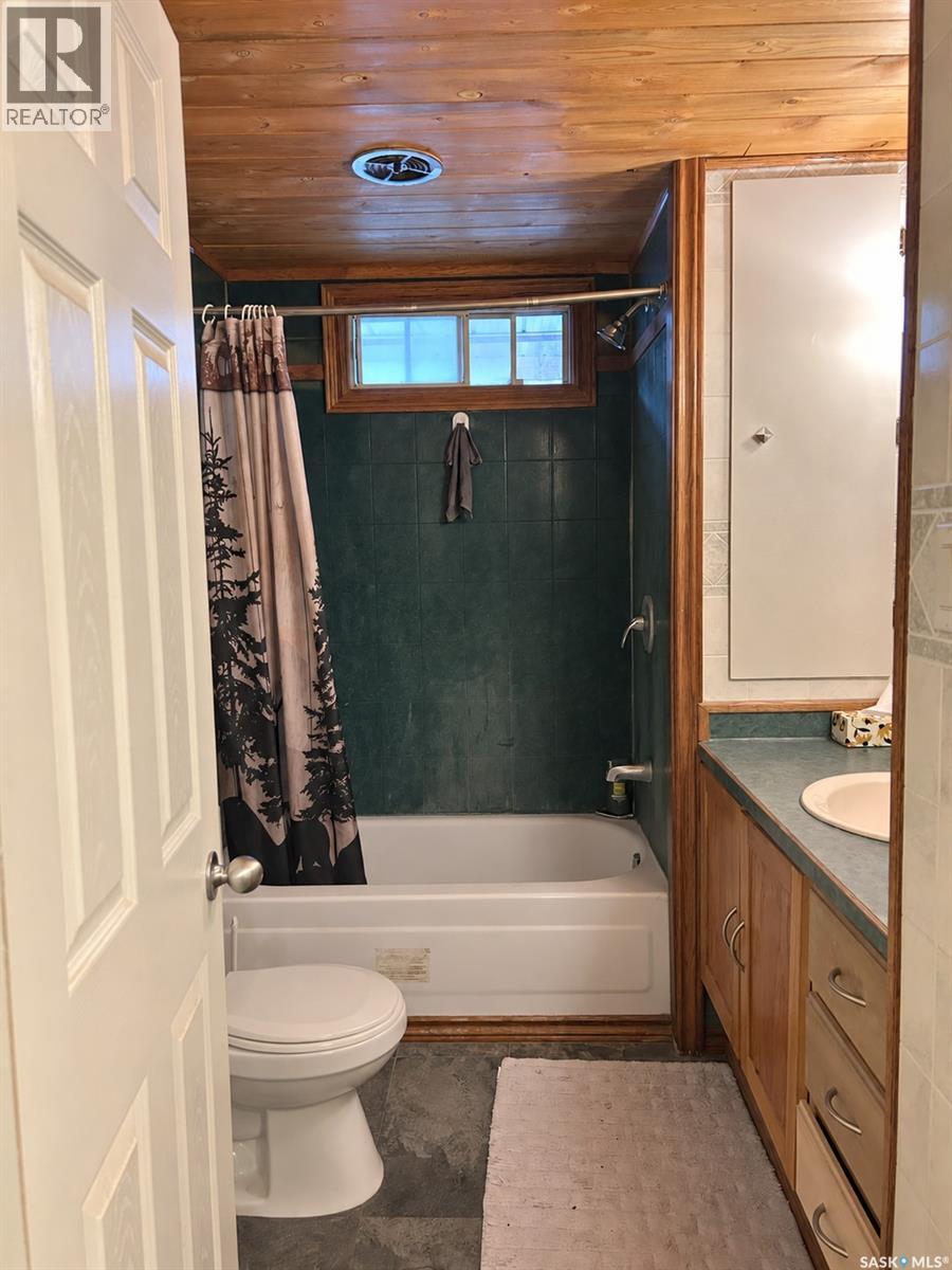 303 4th AVENUE E, Shellbrook — photo 5