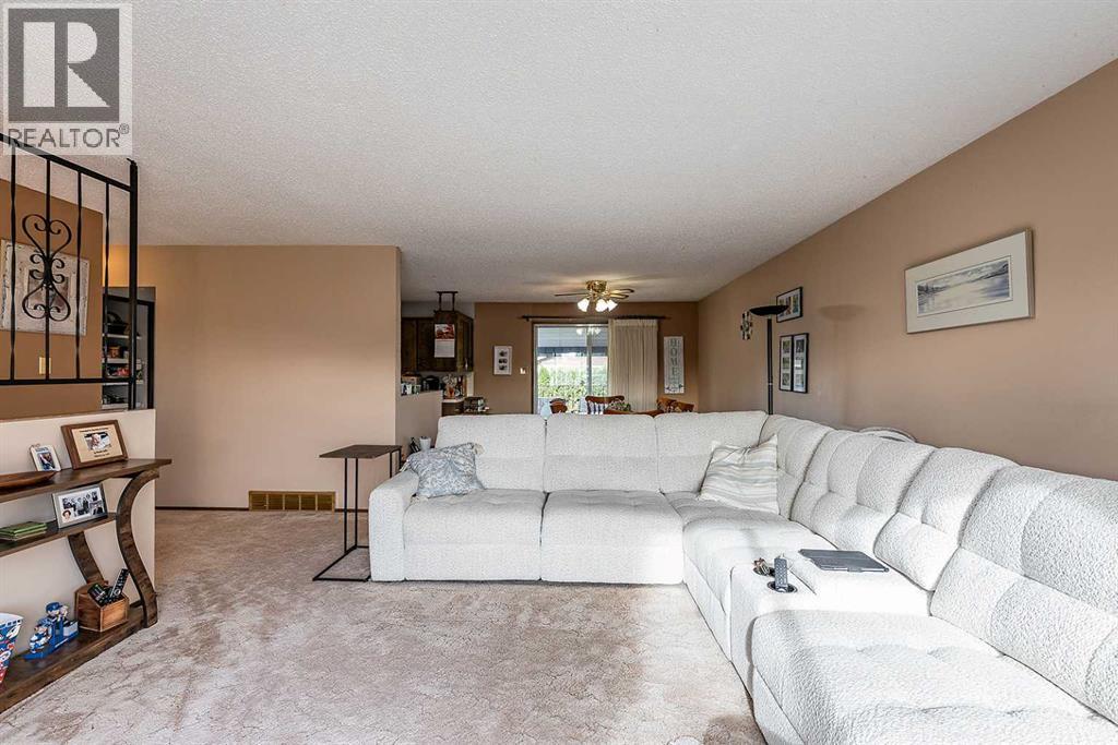 1214 24 Street SE, Medicine Hat — photo 12