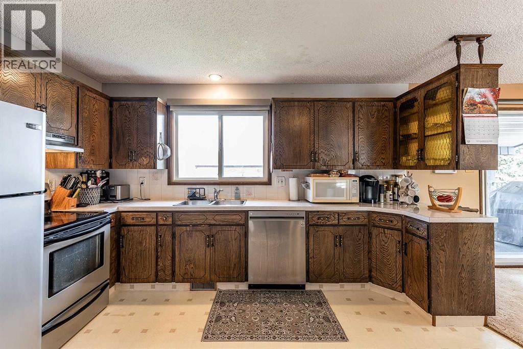 1214 24 Street SE, Medicine Hat — photo 17