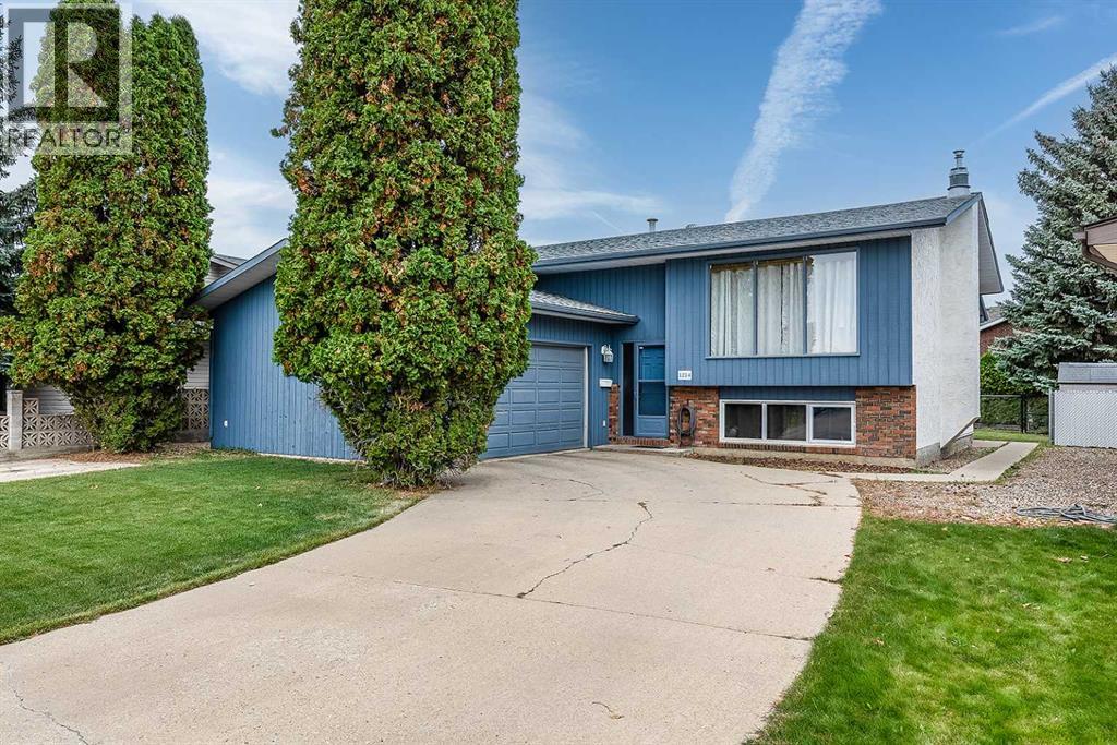 1214 24 Street SE, Medicine Hat