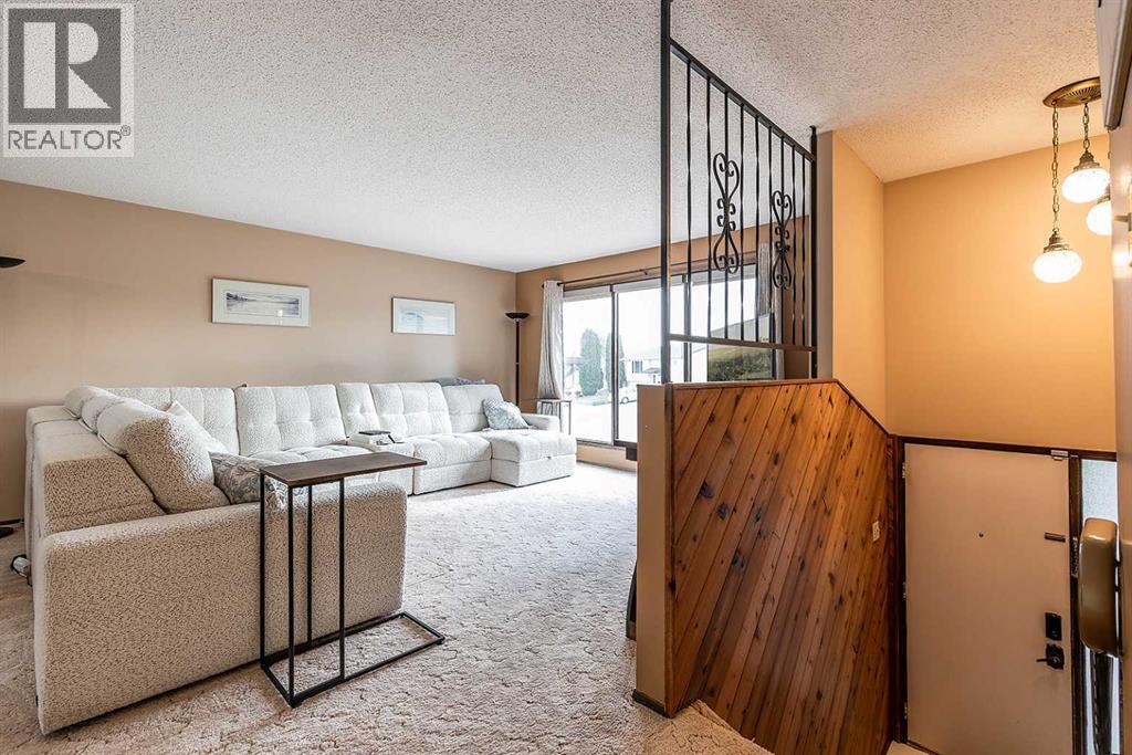1214 24 Street SE, Medicine Hat — photo 9