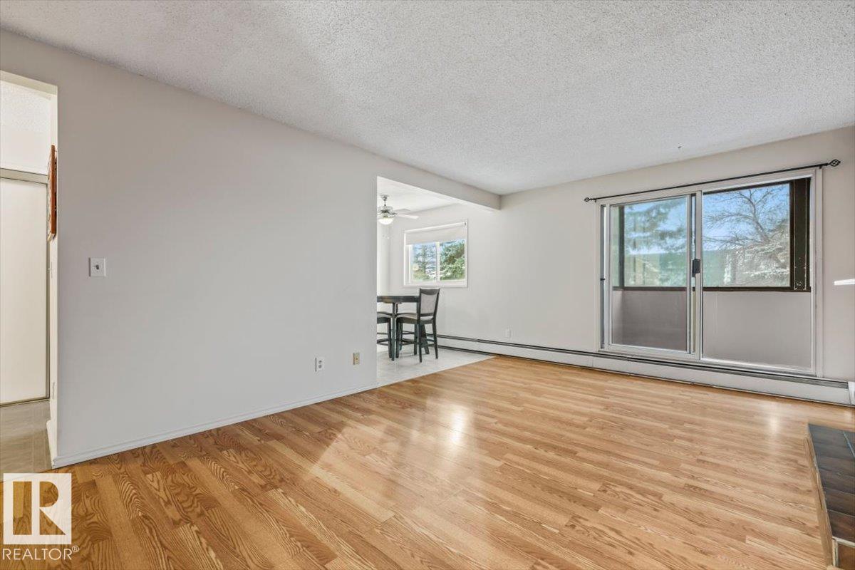 Property photograph 12 for MLS E4514765
