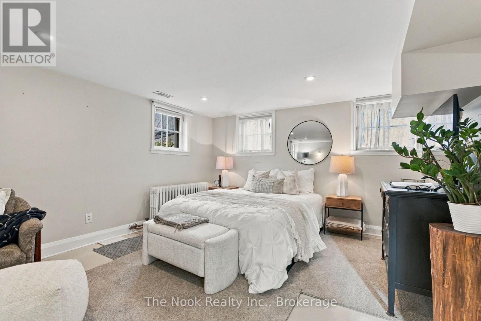 580 HOMEWOOD AVENUE - 30