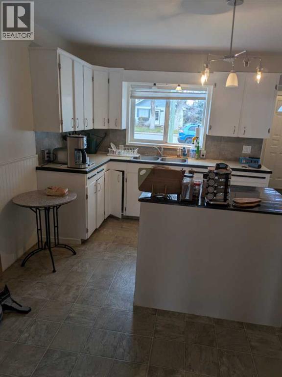 Property photograph 2 for MLS A2355659