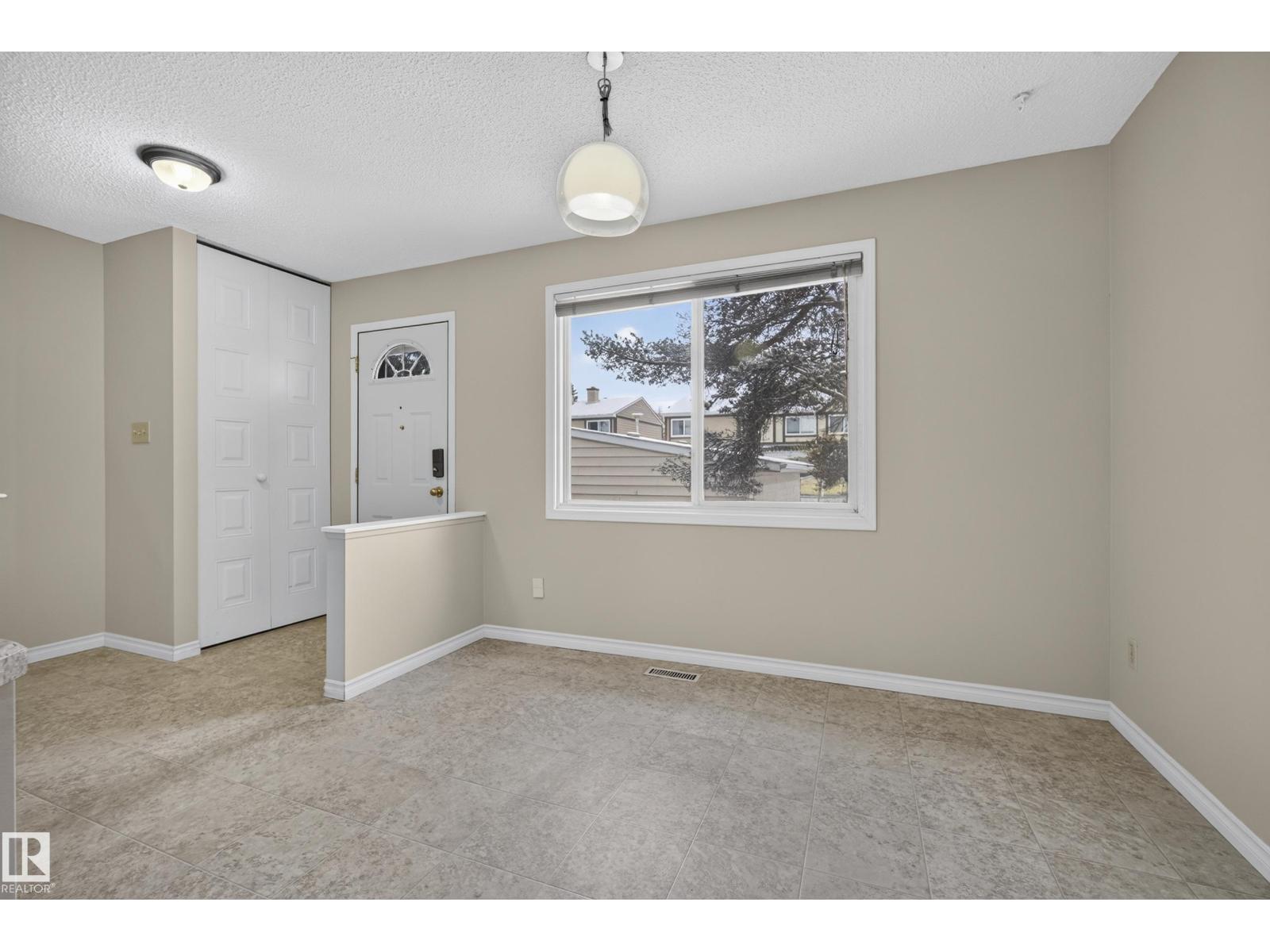 181 TUDOR LN NW, Edmonton — photo 10