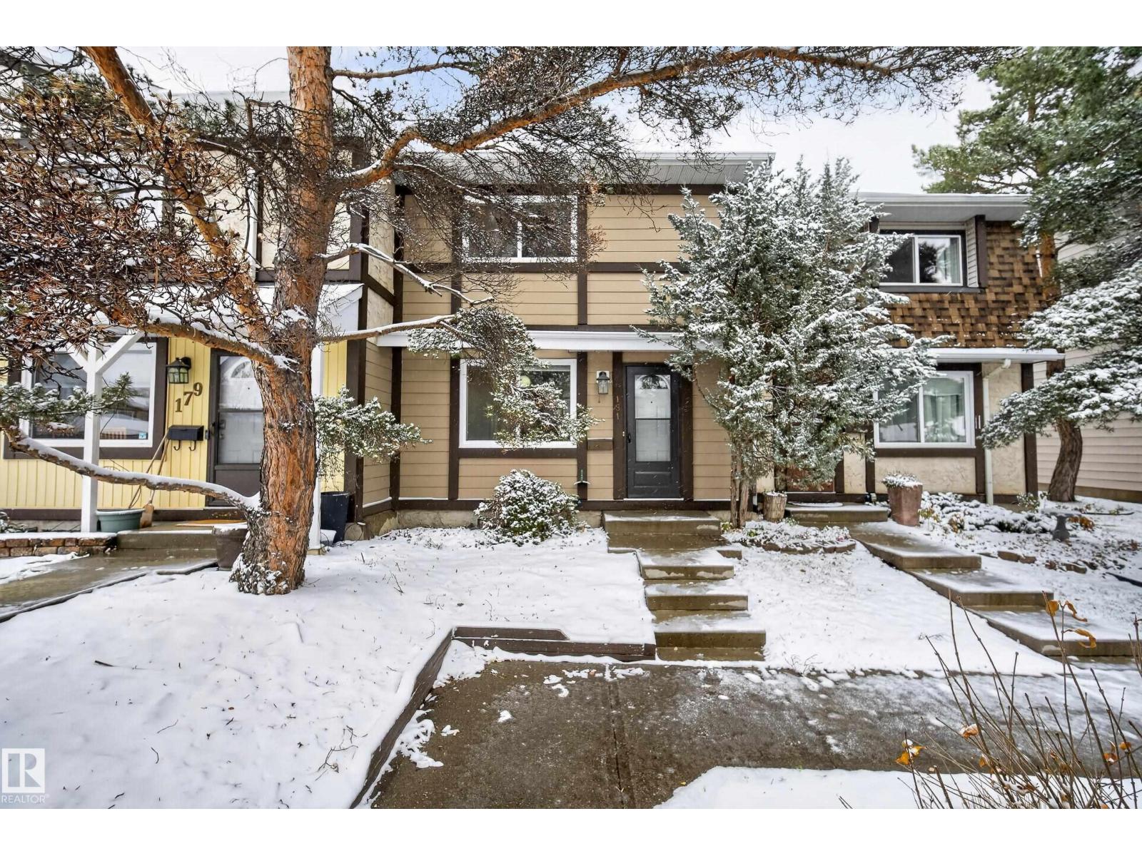 181 TUDOR LN NW, Edmonton — photo 4