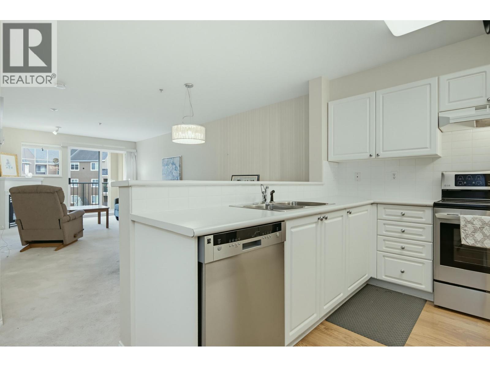 #317-1363 56 Street, Tsawwassen
