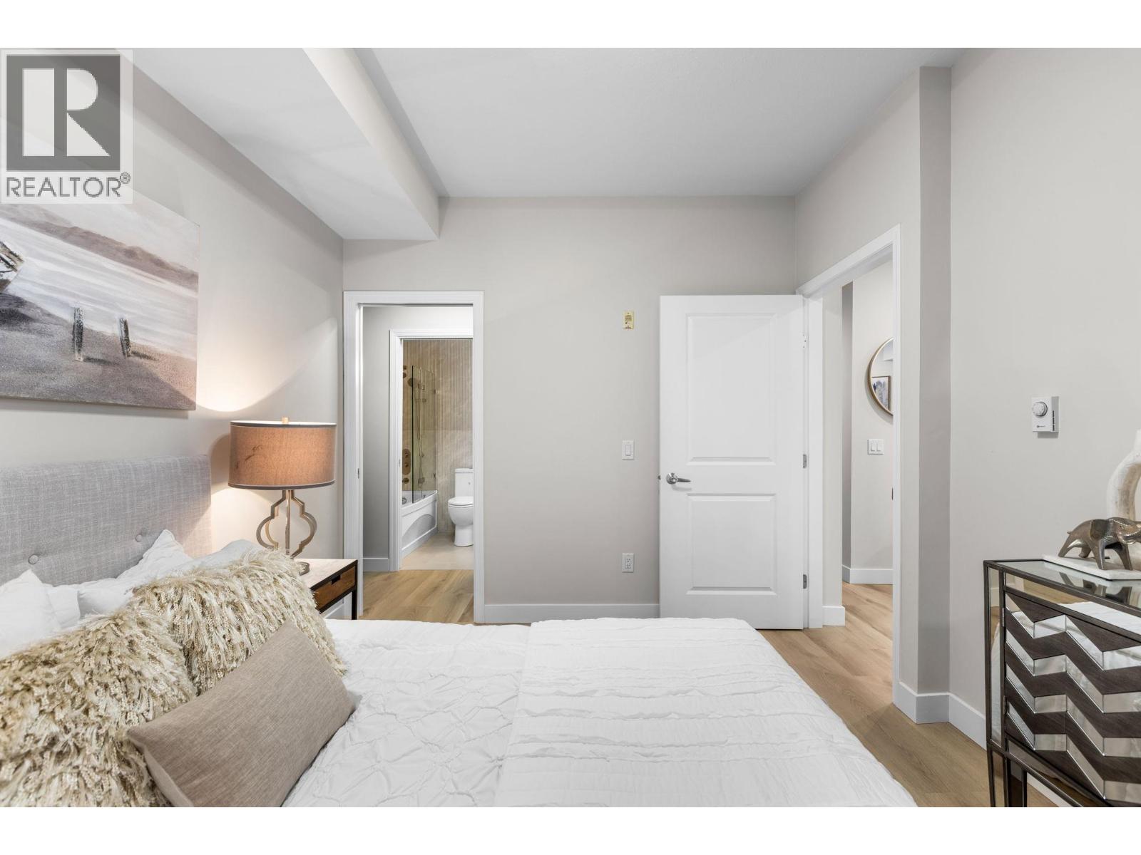 206 3151 Connaught Crescent, North Vancouver — photo 19