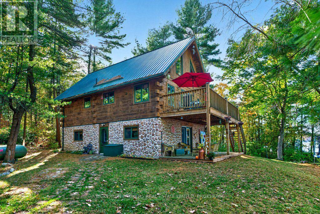 924 BLUE RUN LANE, Leeds and the Thousand Islands