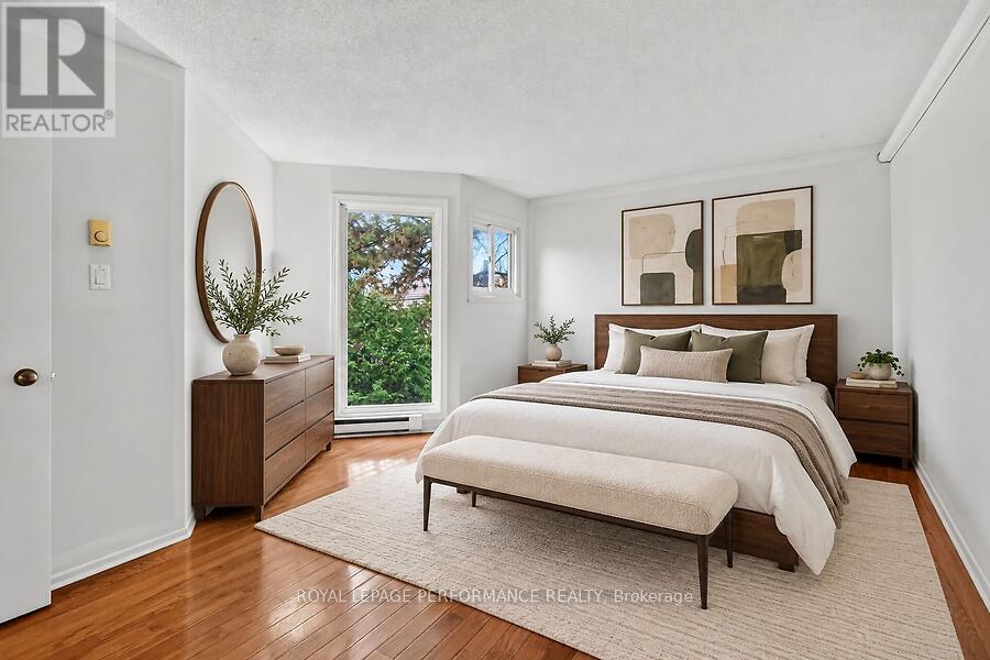23 - 52 Compata Way