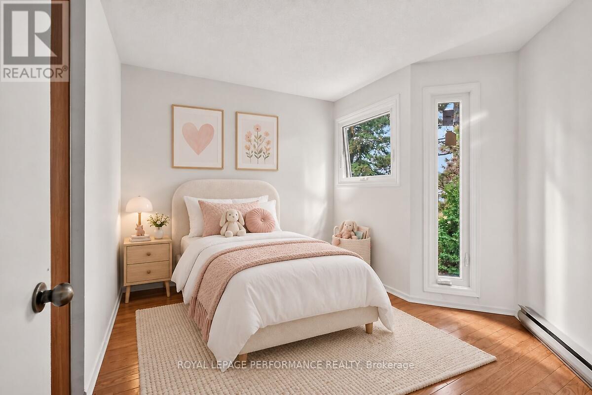 23 - 52 Compata Way