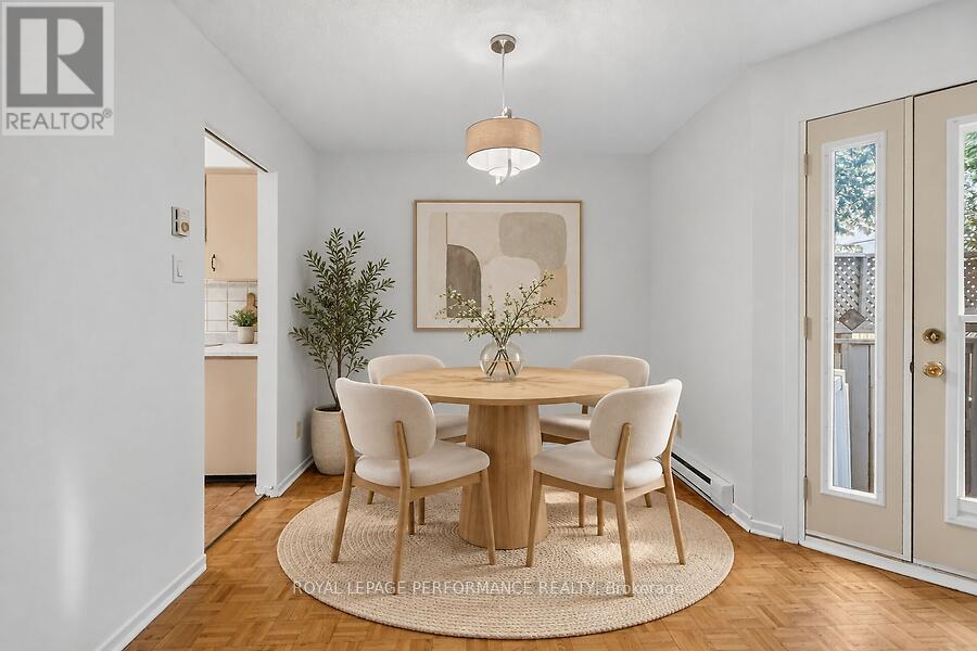 23 - 52 Compata Way