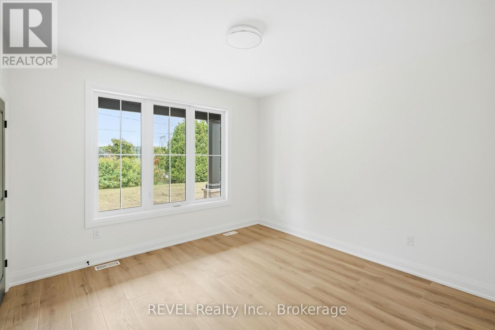 11 ANCHOR ROAD, Thorold (Port Robinson) — photo 3