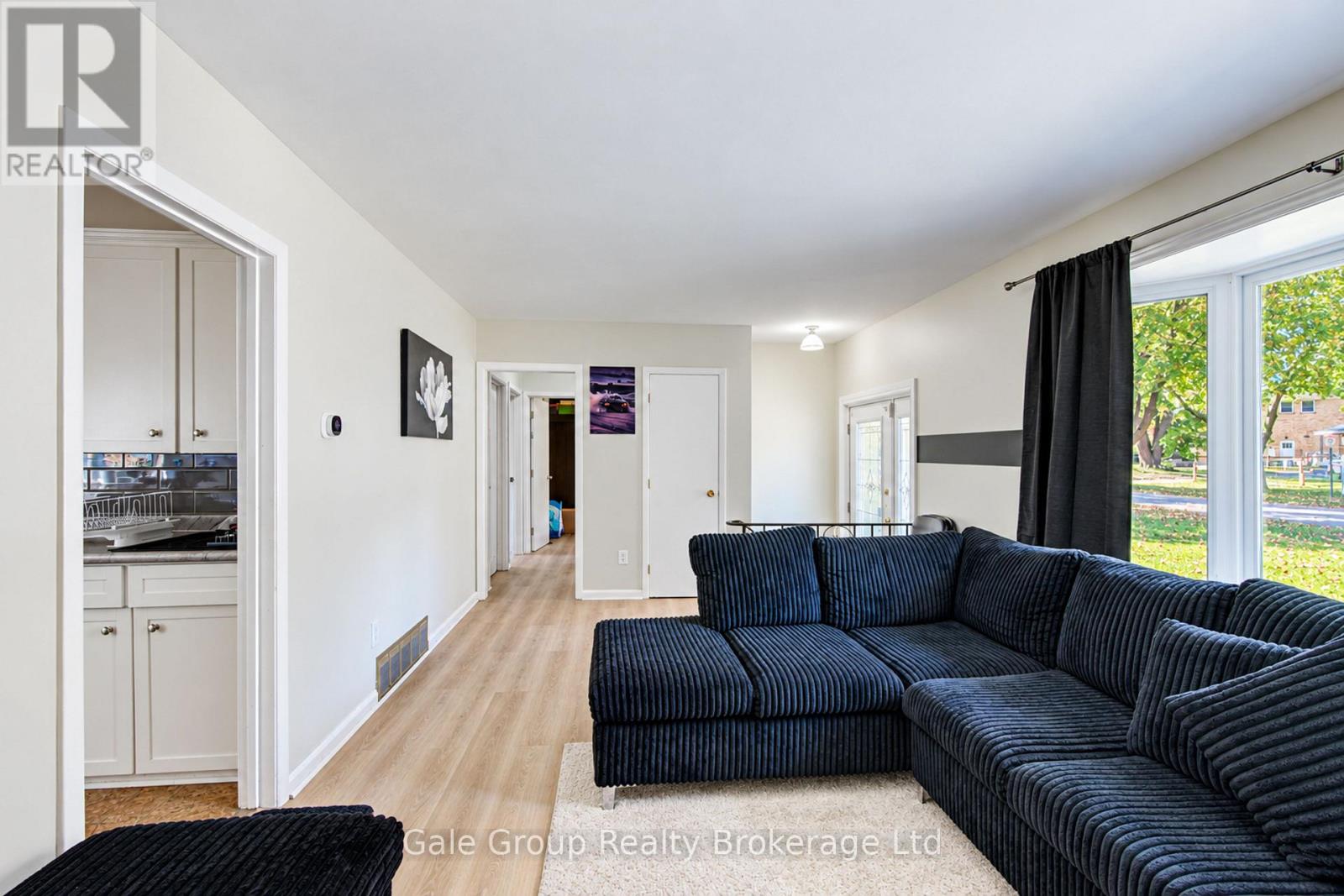 53 MADEIRA DRIVE, London East (East D) — photo 12