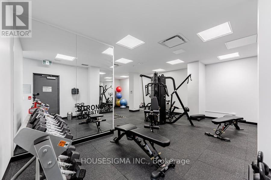 #116 253 MERTON STREET - 36