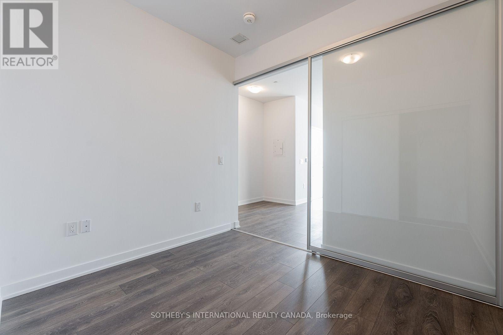 1110 - 38 HONEYCRISP CRESCENT, Vaughan (Vaughan Corporate Centre) — photo 11