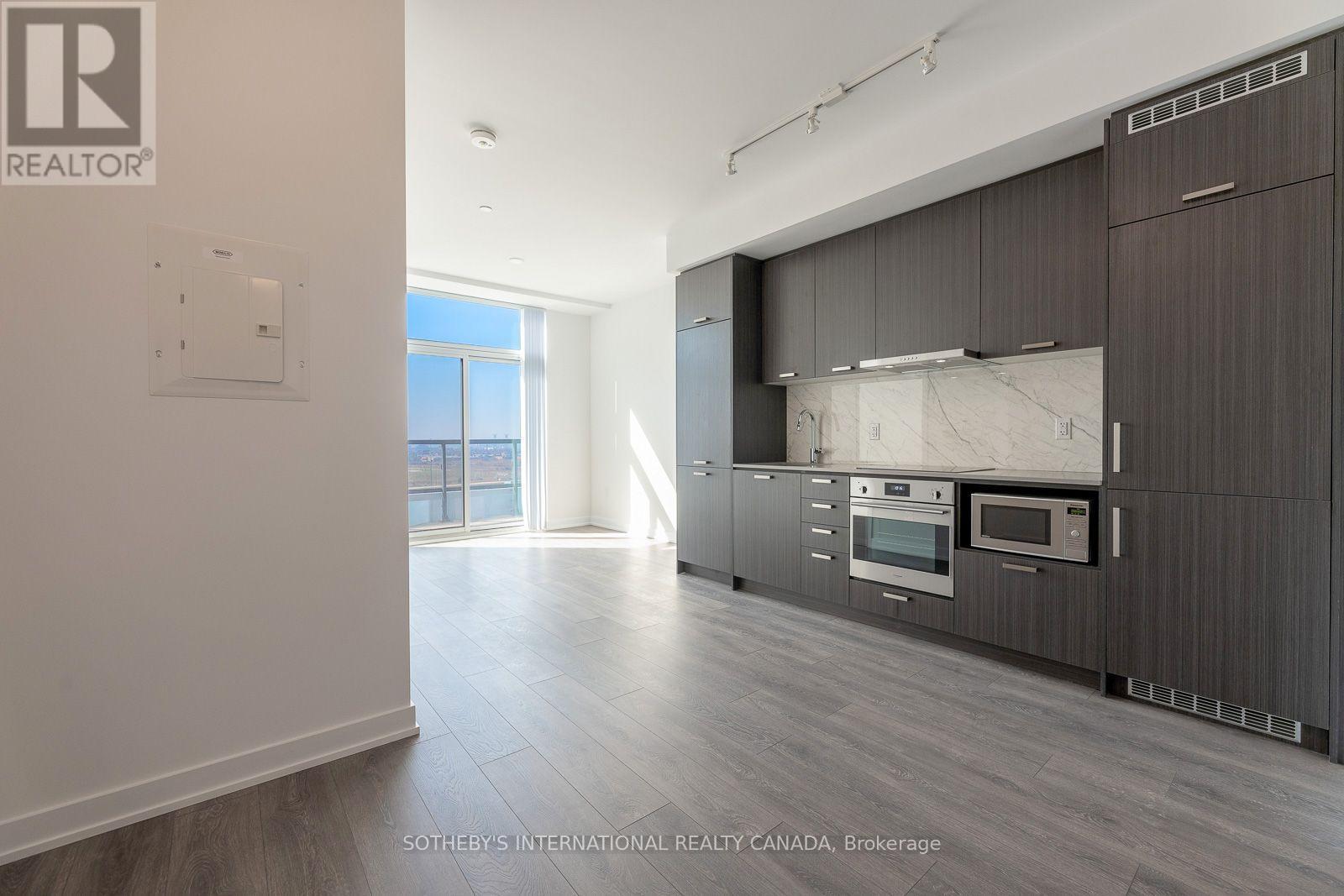 1110 - 38 HONEYCRISP CRESCENT, Vaughan (Vaughan Corporate Centre) — photo 6