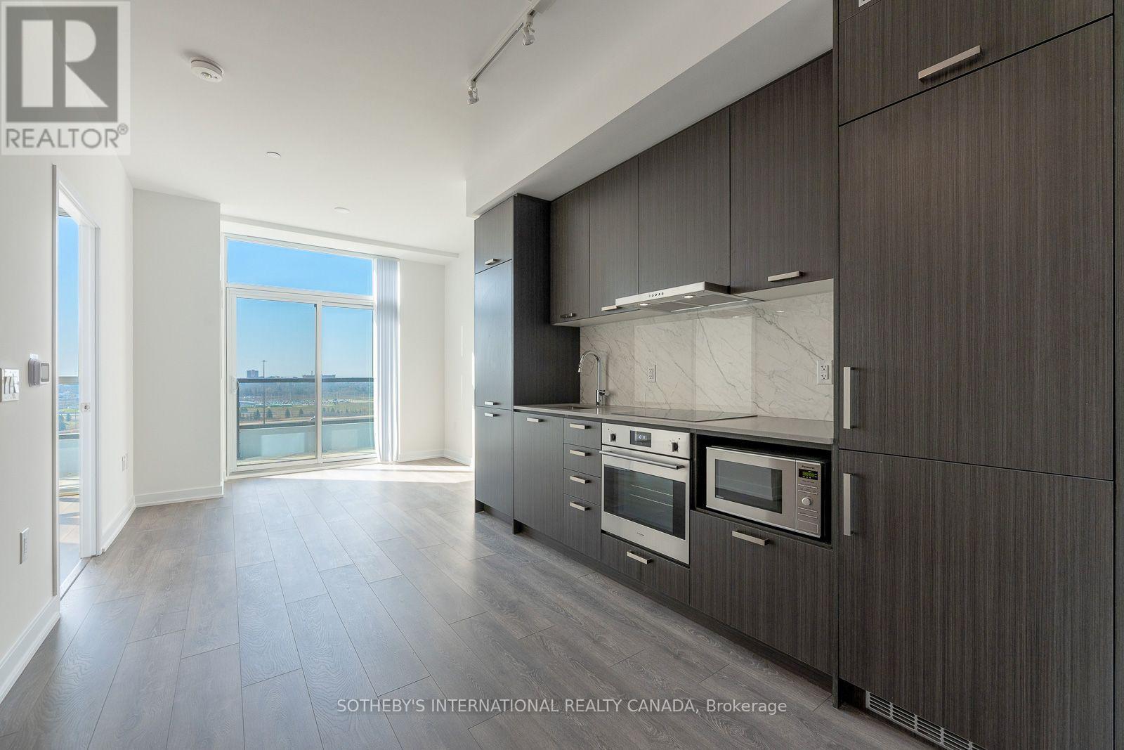 1110 - 38 HONEYCRISP CRESCENT, Vaughan (Vaughan Corporate Centre) — photo 8