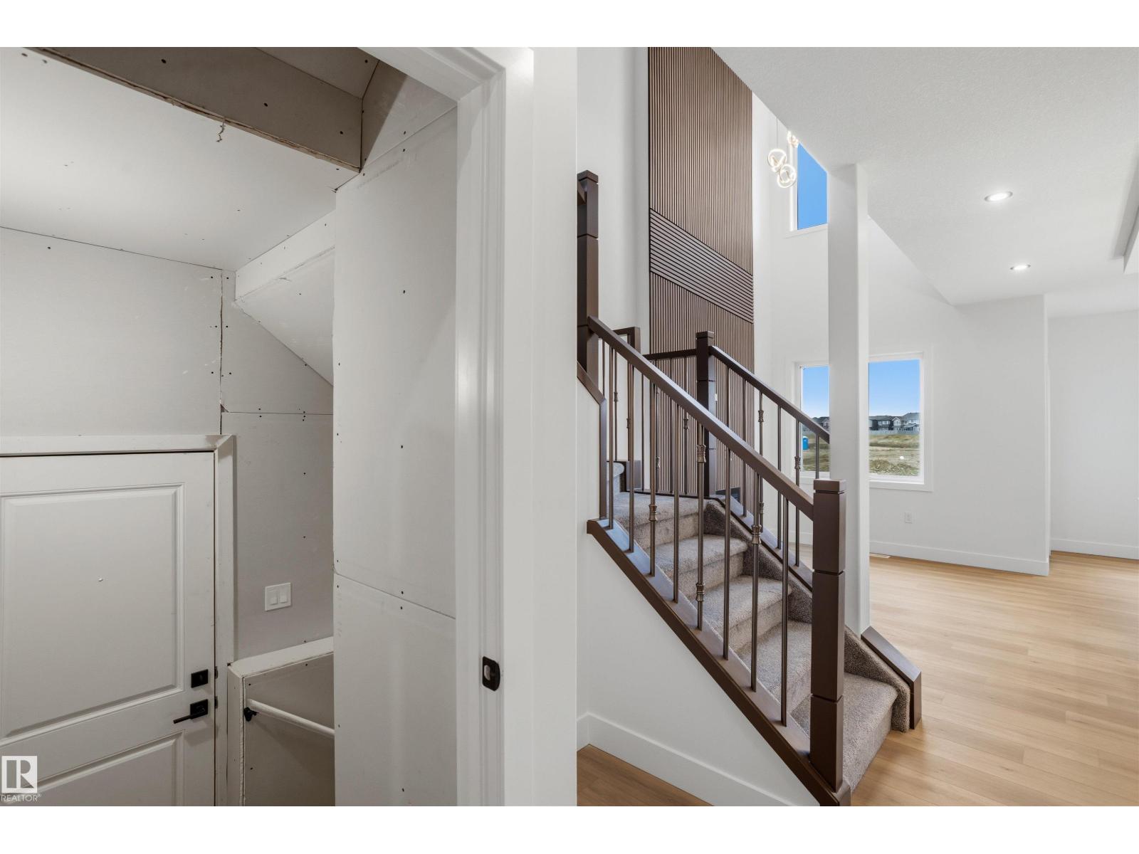 8530 223A ST NW, photo 26 of 36