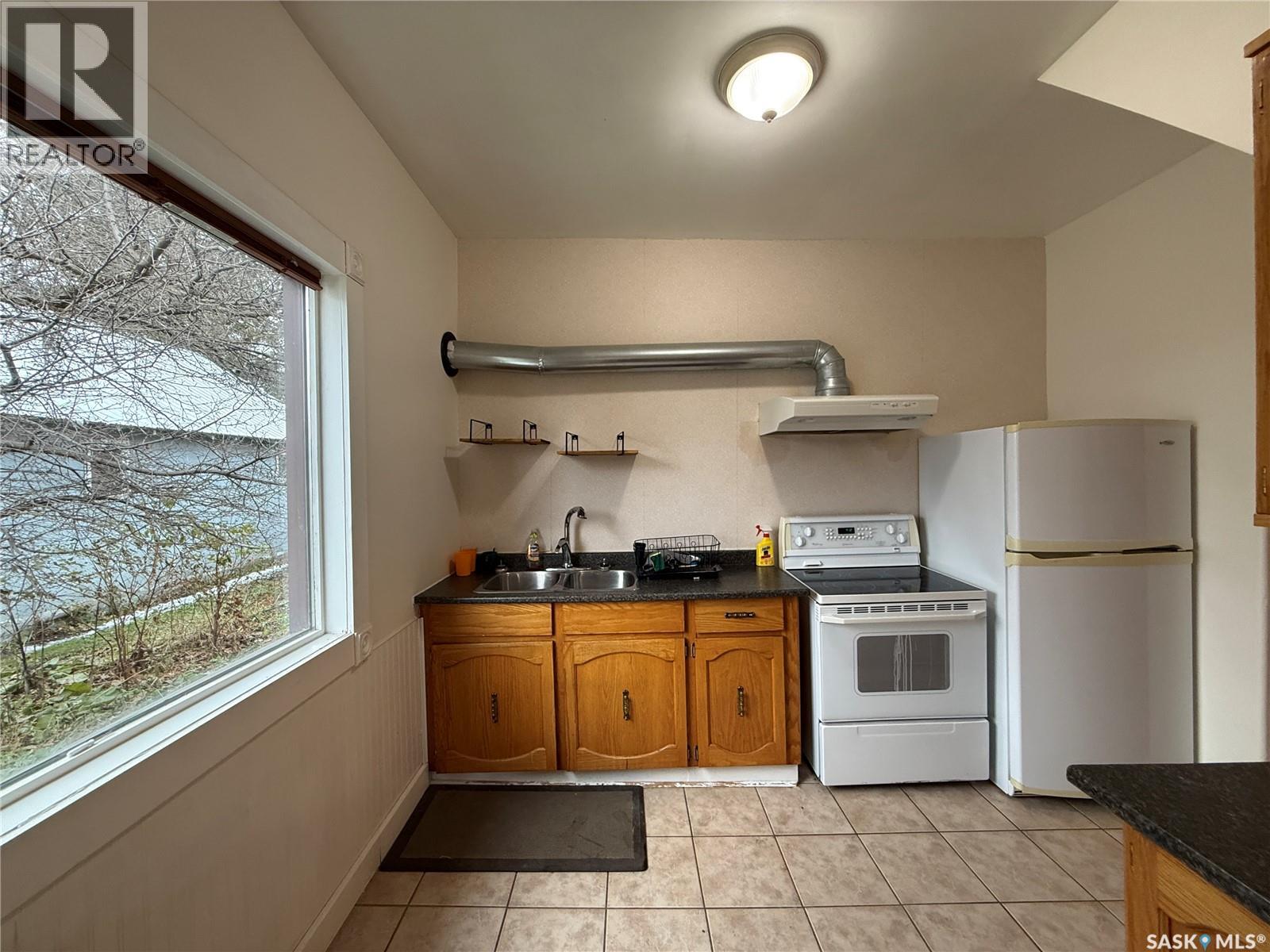 23 Phillips STREET, Quill Lake — photo 10
