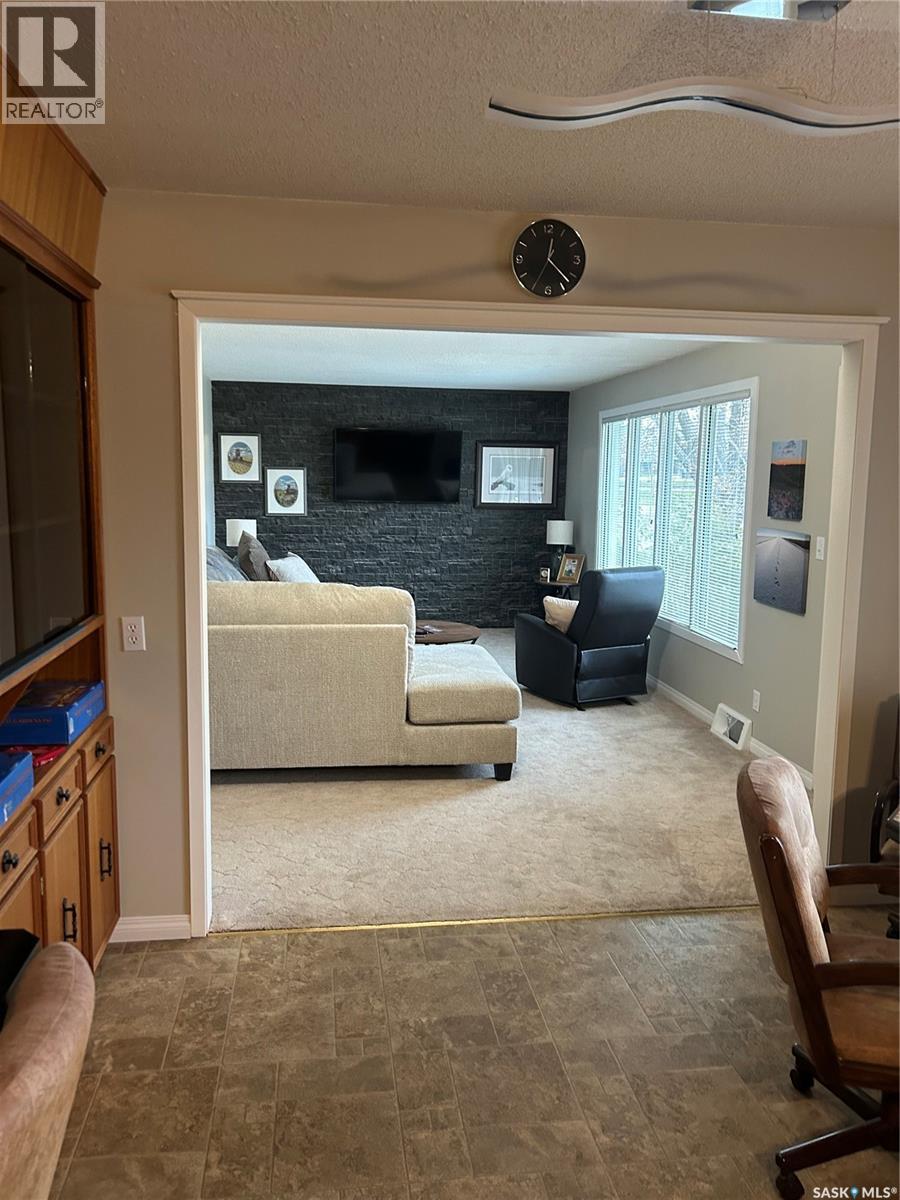 121 Moir DRIVE, Oxbow — photo 6