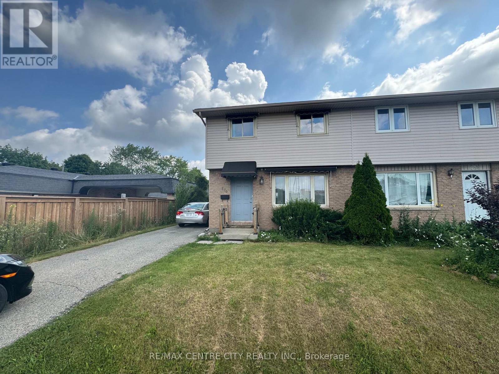 870 WELLINGSBORO ROAD, London South (South Y)