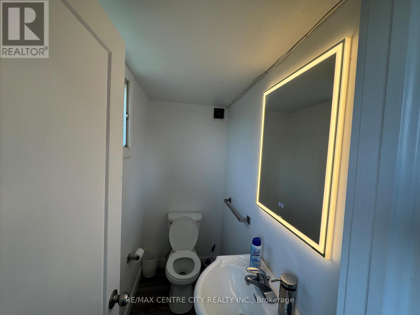 870 WELLINGSBORO ROAD, London South (South Y) — photo 12