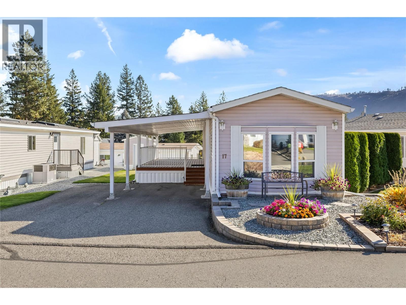 17 1850 Shannon Lake Road, West Kelowna